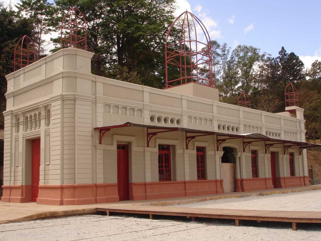 Antiga Estação Ferroviária de Santa Bárbara MG